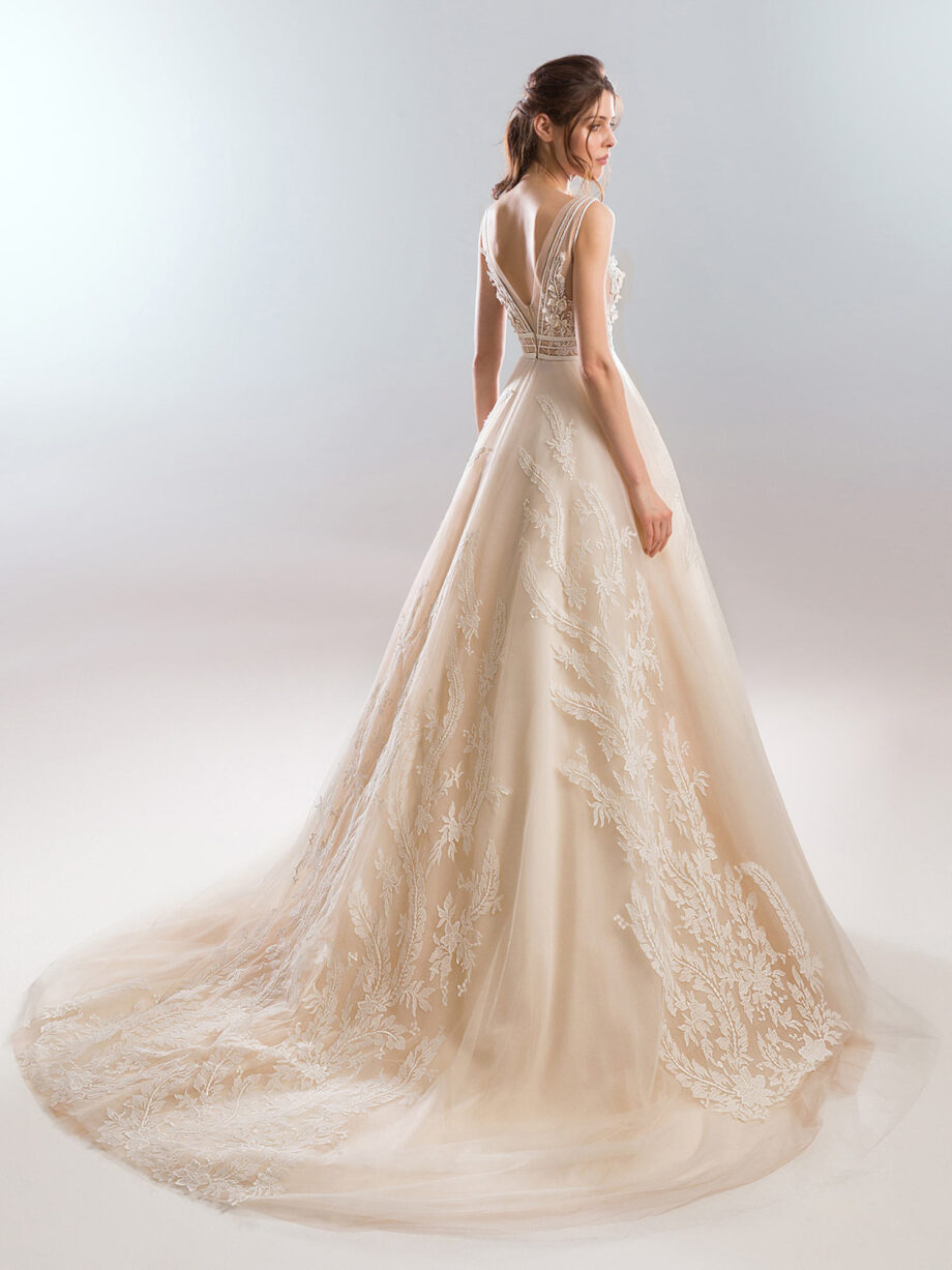 sample sale A-line wedding dress