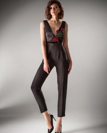 Fitted jumpsuit with floral applique