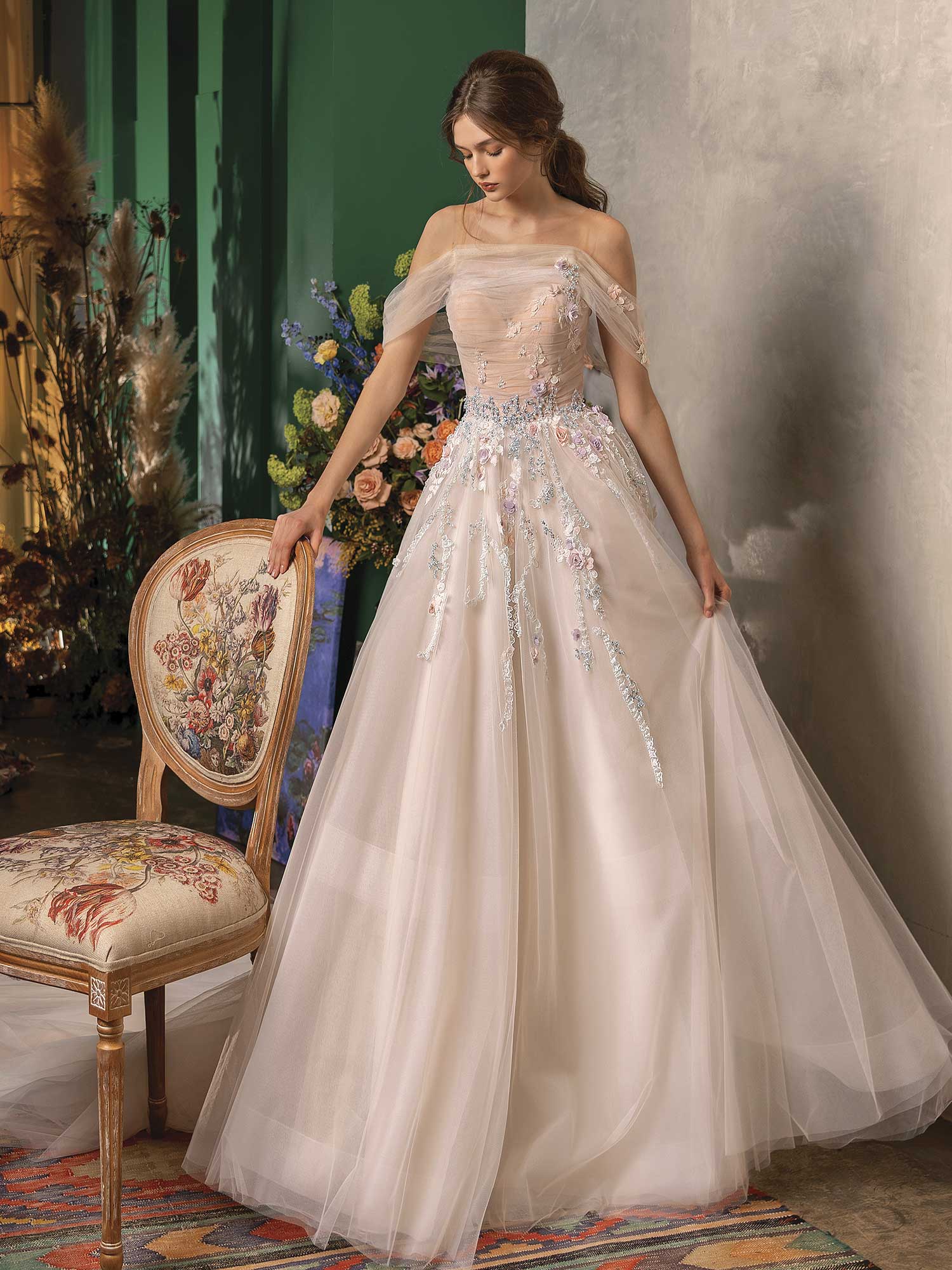 Ball Gown Wedding Dress With Sweetheart Bodice 5638