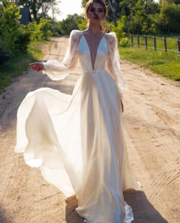 A-line wedding dress with lace bishop sleeves