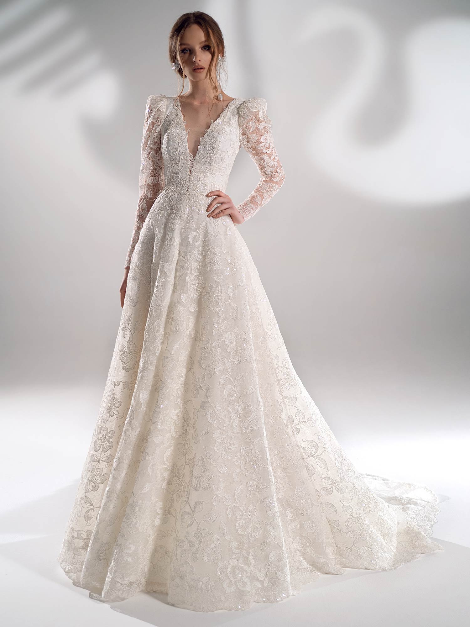 long sleeve bridal gowns