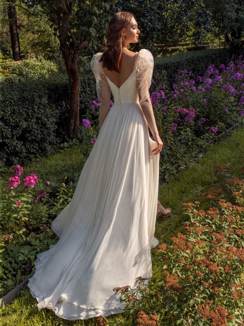 13014-2-unique-wedding-dress-in-Toronto