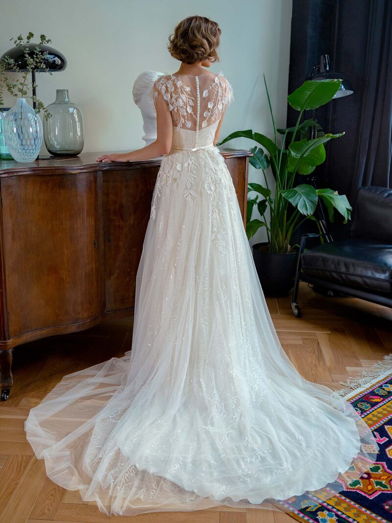 2222_5_wedding_dress