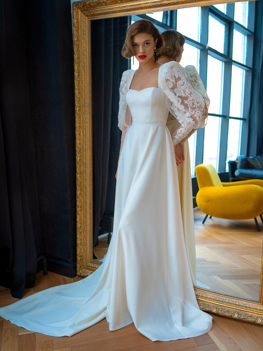 A-line wedding dress with bishop sleeves