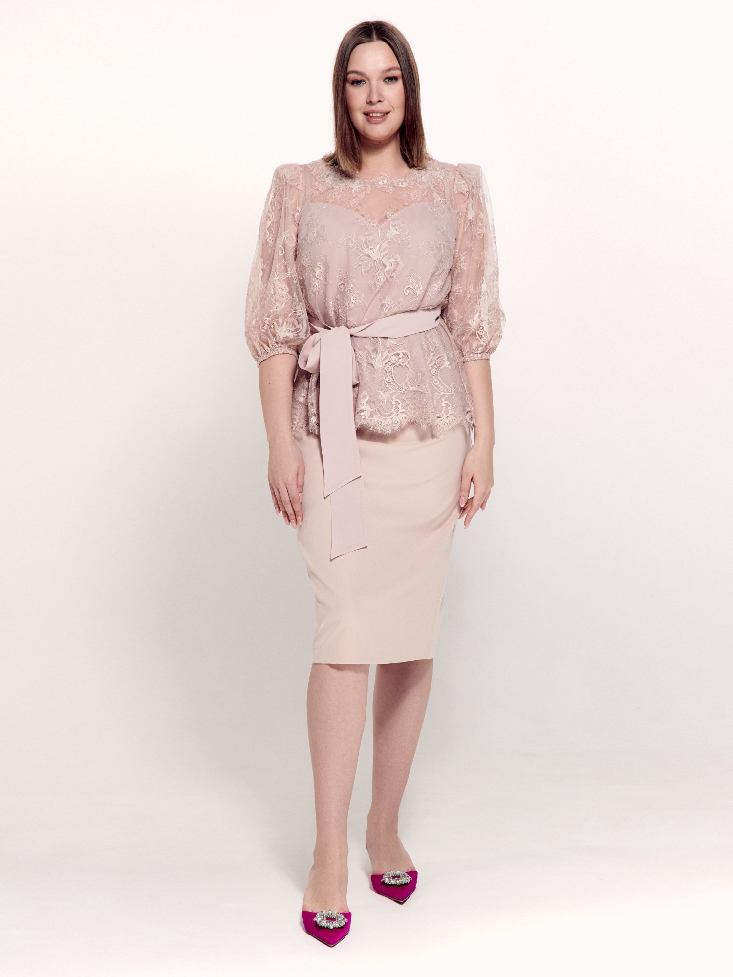 Two-piece evening set with 3/4 sleeve lace blouse and pencil skirt (Plus Size)