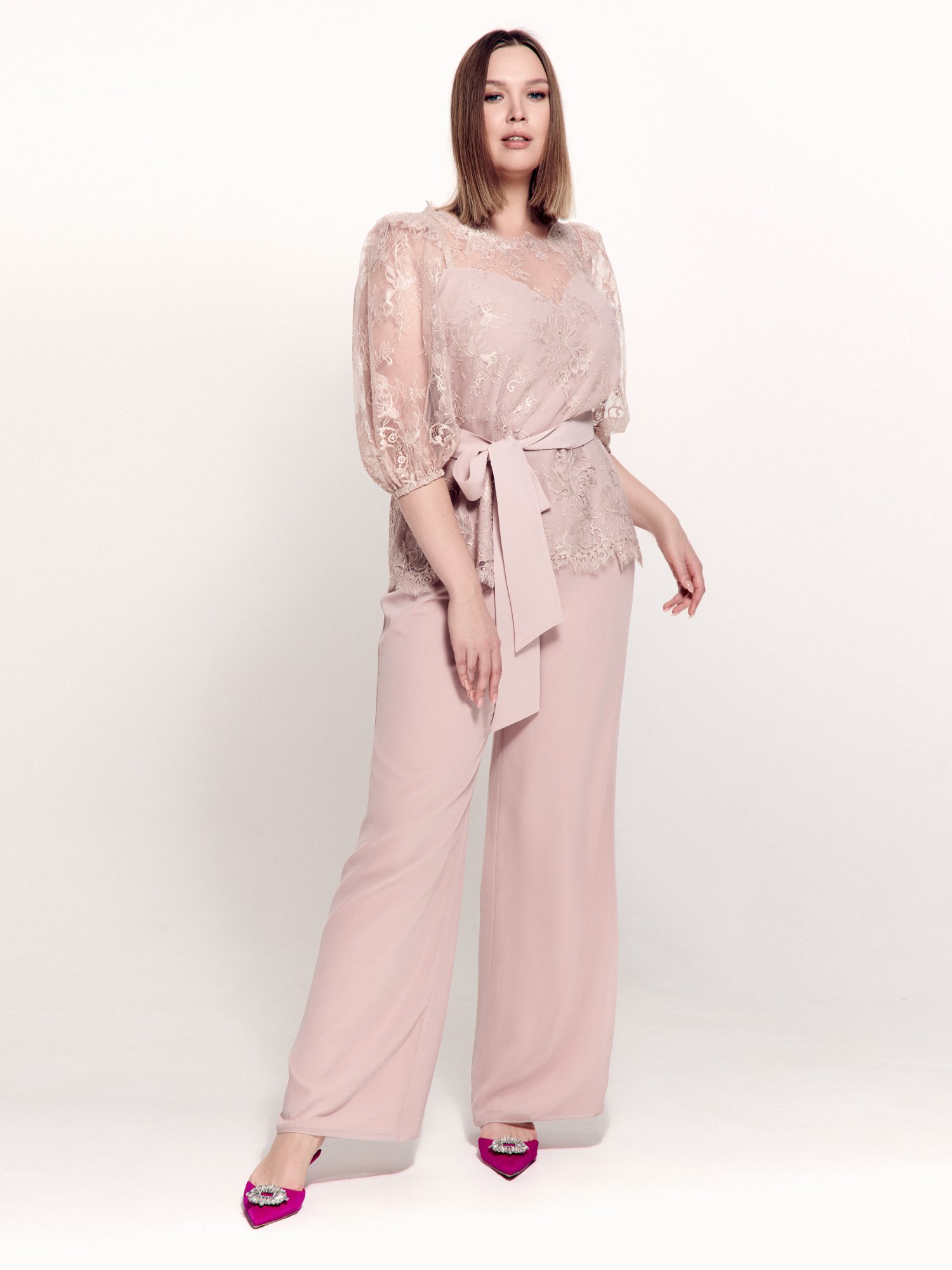 Two-piece evening set with 3/4 sleeve lace blouse and chiffon pants (Plus Size)