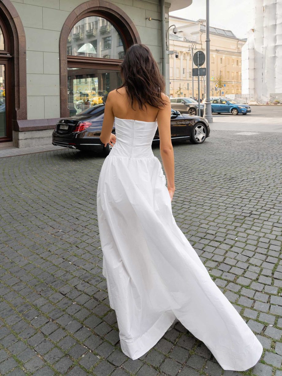 Sexy strapless wedding dress with daring slit