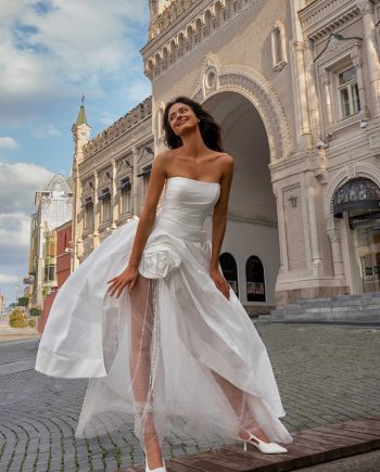 Sexy Strapless Wedding Dress