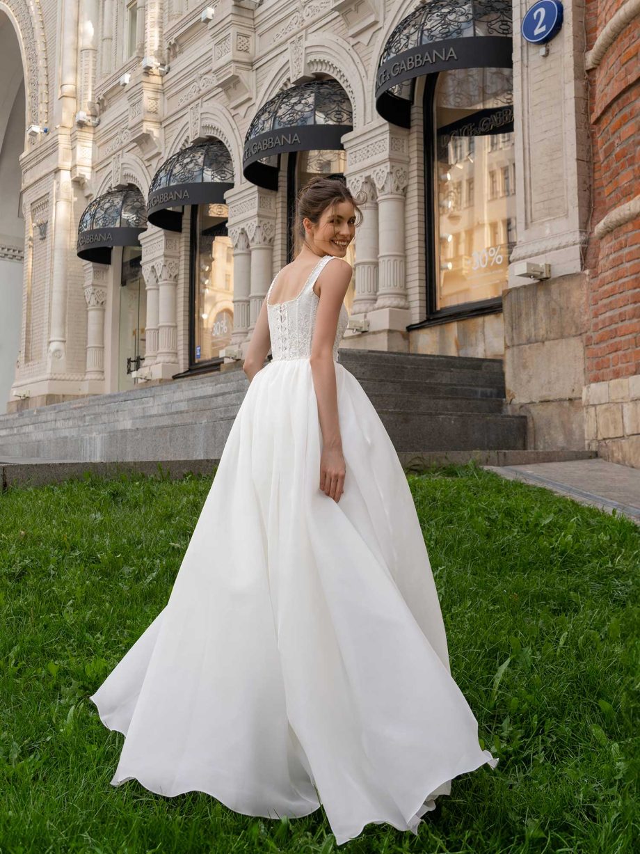 Basque waist bridal gown